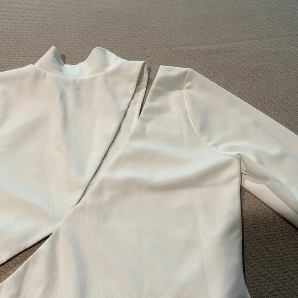 Not Yours To Keep Bodysuit - Picture 11 of 14